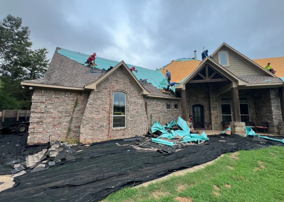 Full Tear-Off & Re-Roof